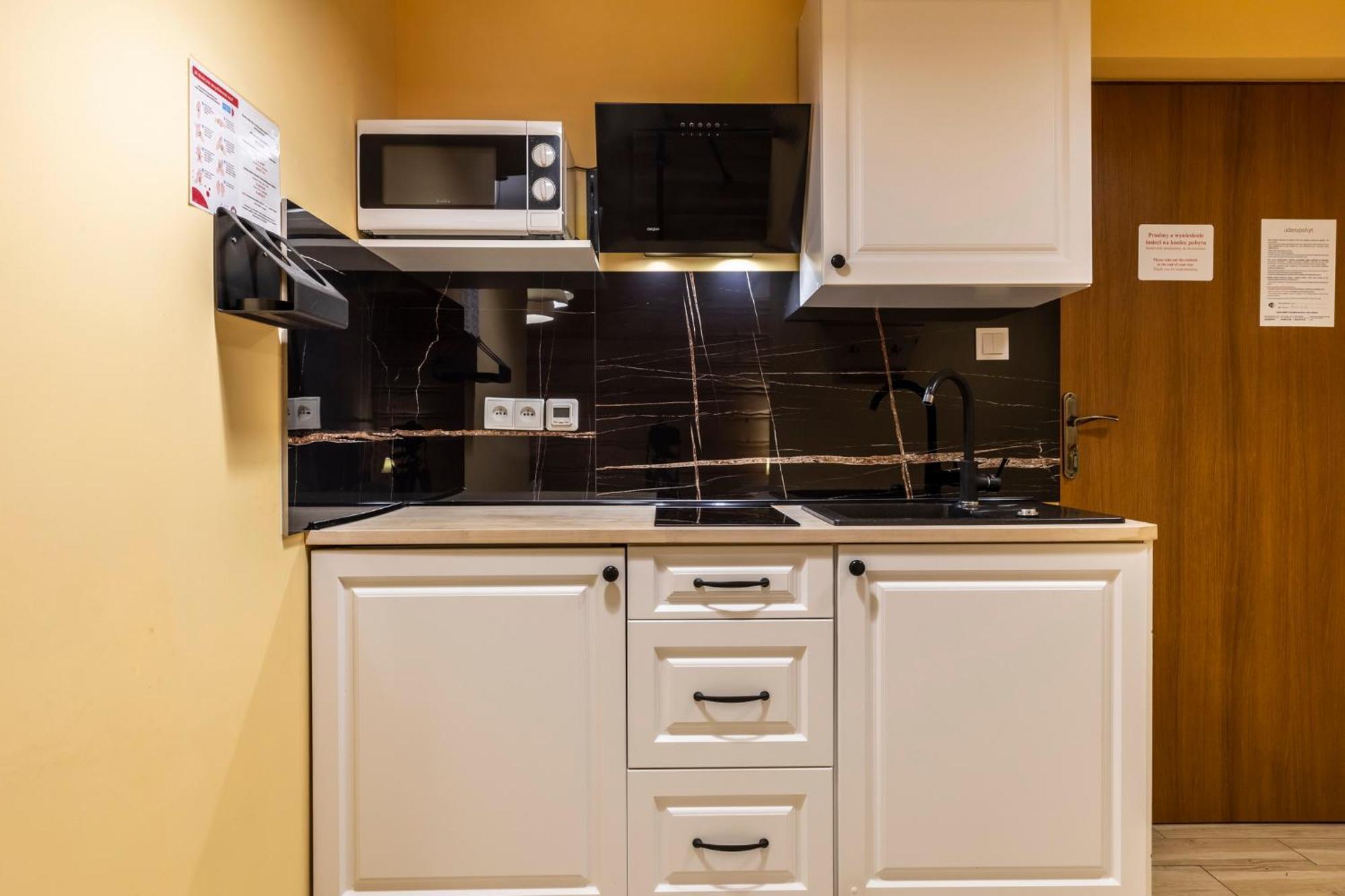 Udanypobyt Apartamenty Przy Dolinach A I B Koscielisko Exterior photo